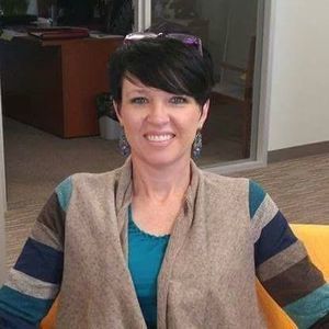 Meet your Posher, Deshannon